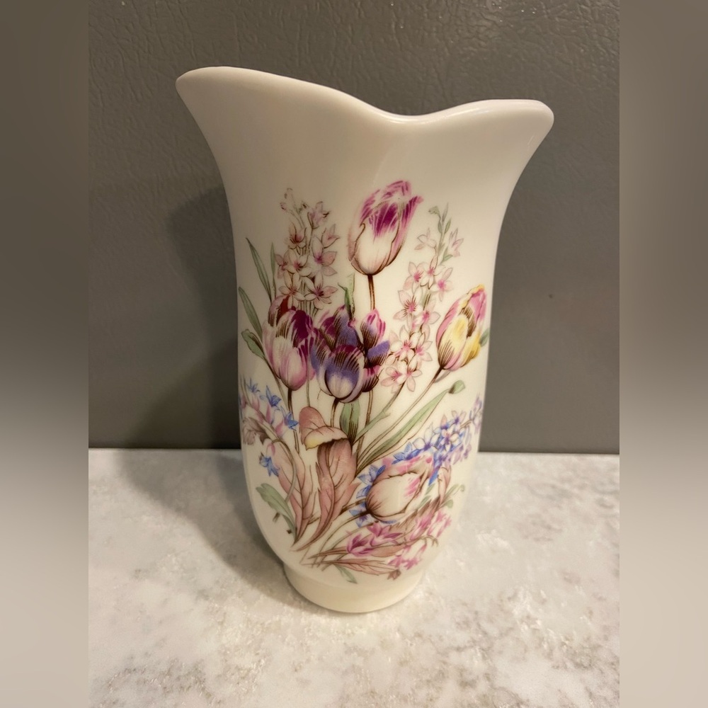 Gouda Holland Vase tulips Kon Plazuid vintage 6” ceramic